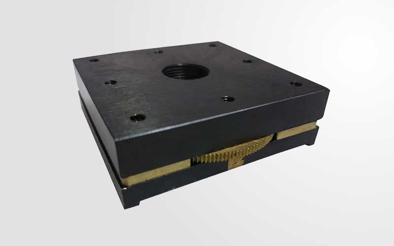 Magnetic base